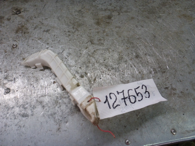 Кронштейн заднего бампера правый