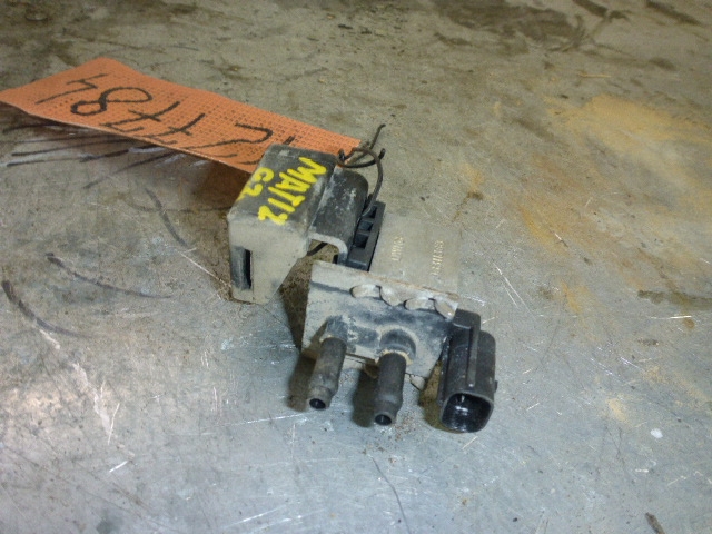 Клапан вентиляции топливного бака