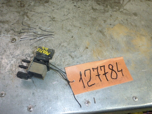 Клапан вентиляции топливного бака