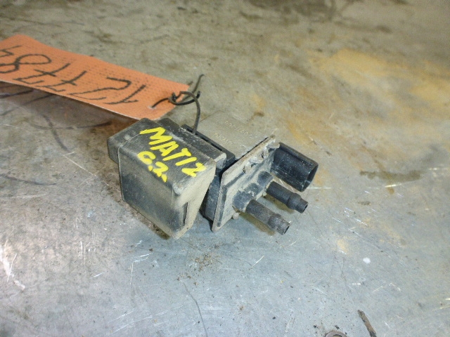 Клапан вентиляции топливного бака