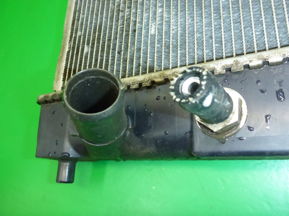 Радиатор охлаждения двигателя основной