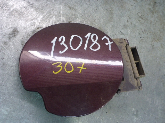 Лючок бензобака