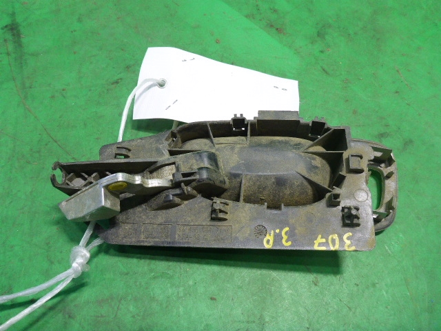 Ручка двери задней внутренняя правая