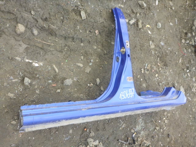 Порог со стойкой левый