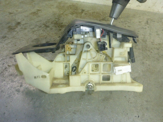 Кулиса МКПП / АКПП