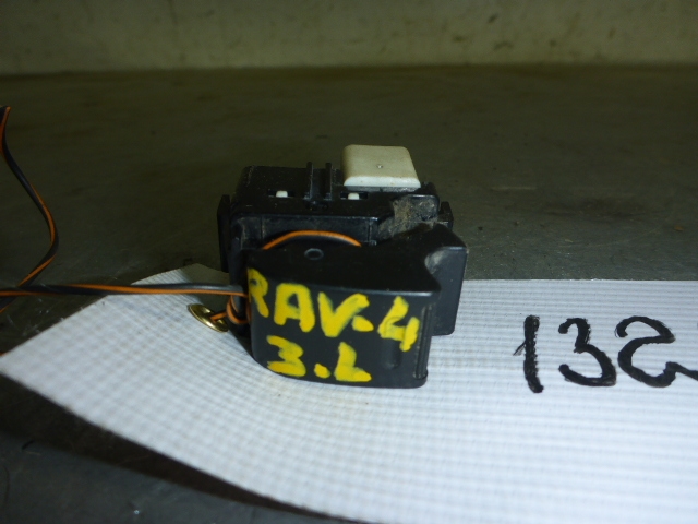 Кнопка стеклоподъемника