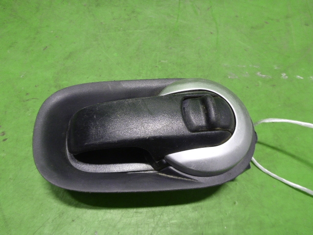 Ручка двери задней внутренняя правая