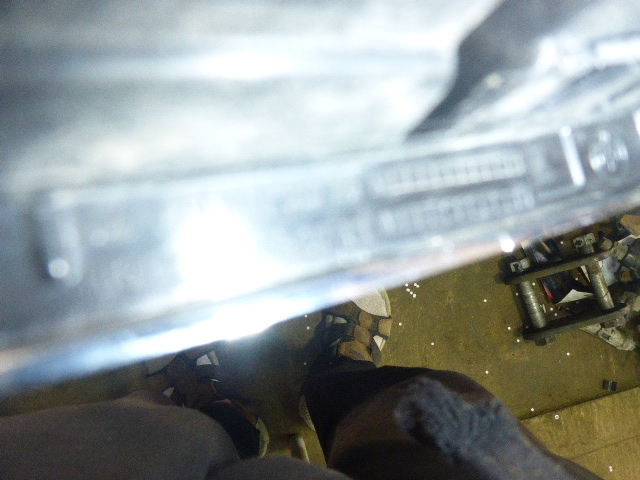 Решетка радиатора левая