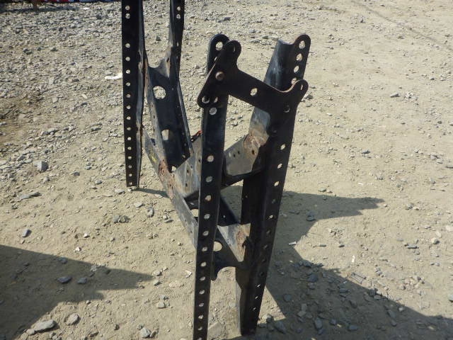 Траверса рамы поперечная