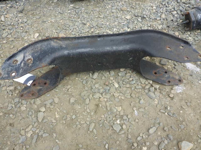 Траверса рамы поперечная