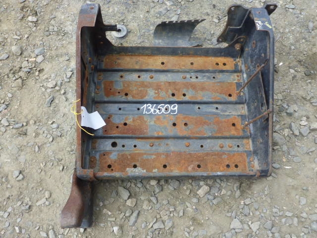 Крепление АКБ (корпус/подставка)