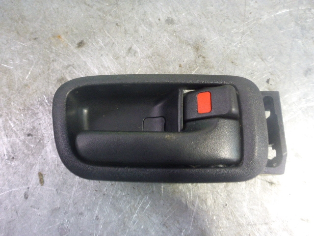 Ручка двери задней внутренняя правая