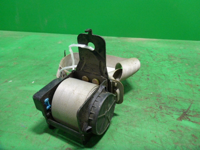 Ремень безопасности