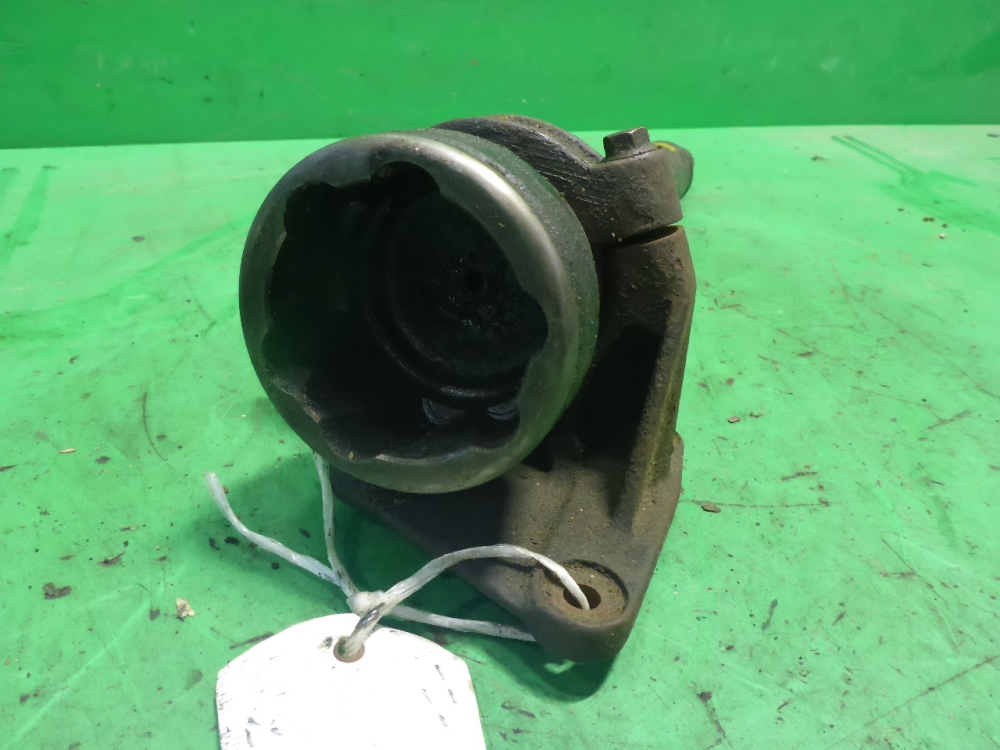 Полуось промежуточная (привод)