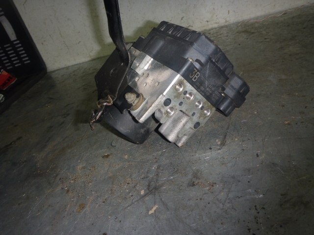 Блок ABS (насос)