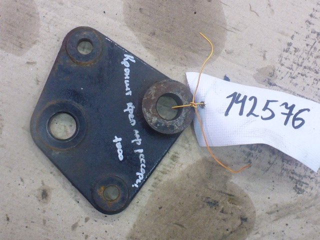 Кронштейн (сопут. товар)