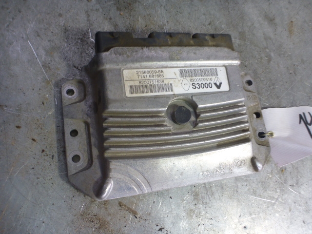 Блок управления двигателем