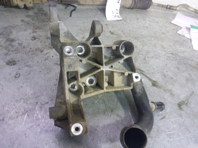 Кронштейн ГУР