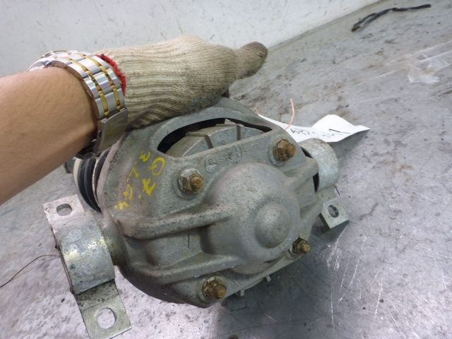 Амортизатор задний левый