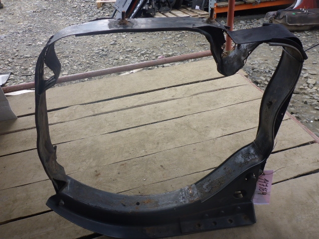 Кронштейн крепления топливного бака