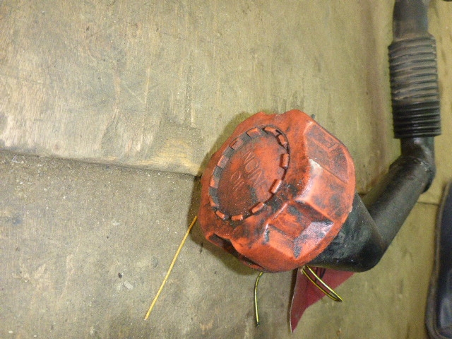 Маслозаливная горловина