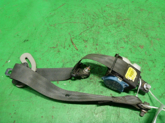 Ремень безопасности