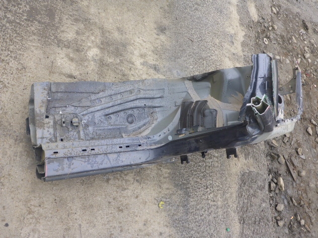 Лонжерон передний правый