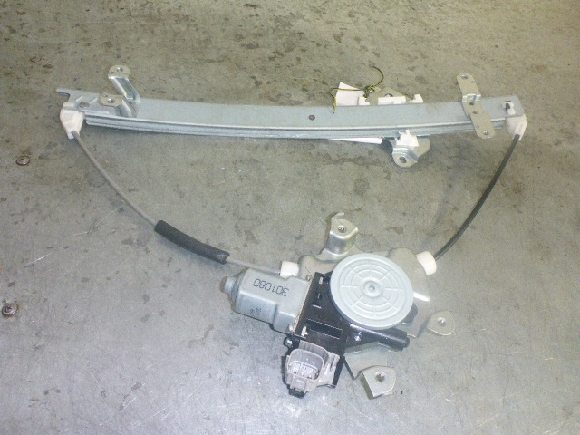 Стеклоподъемник электр. передний правый