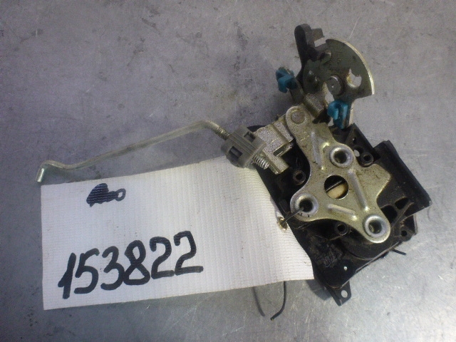 Замок двери задней левой