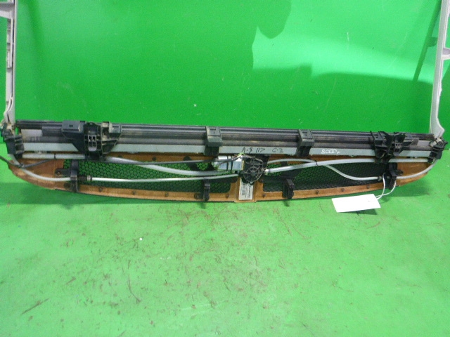 Шторка багажника