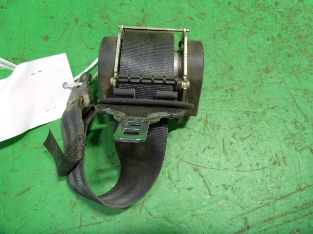 Ремень безопасности