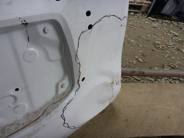 Дверь багажника