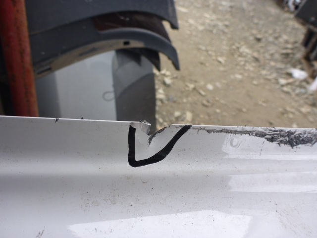 Дверь багажника