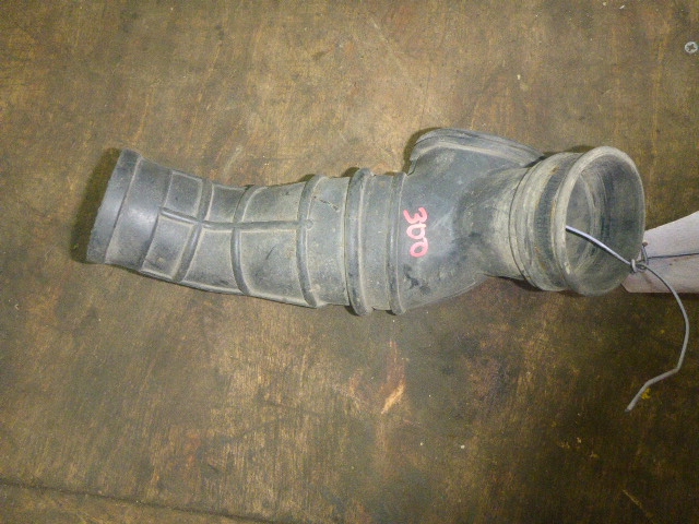 Патрубок воздушного фильтра