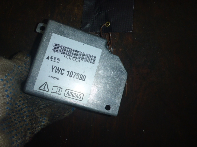 Блок управления подушек безопасности (AIR BAG)