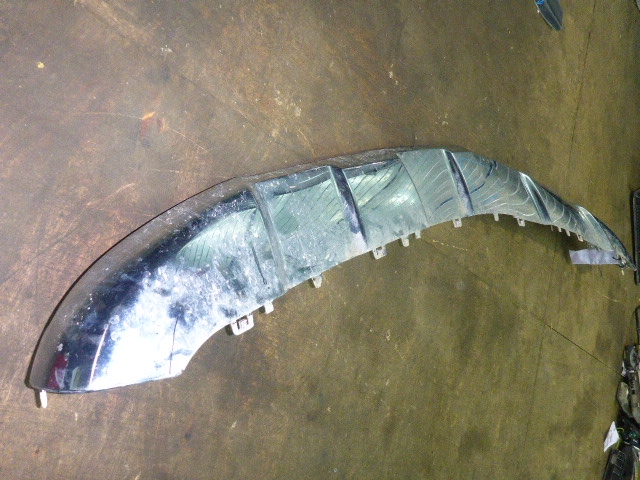 Накладка переднего бампера