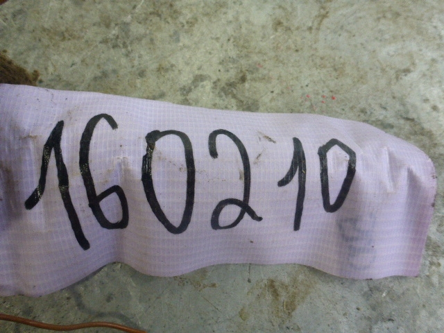 Замок двери передней левой