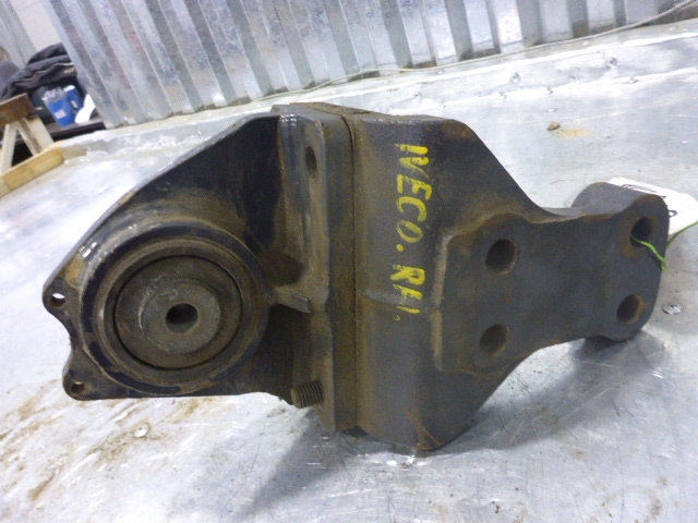 Кронштейн крепления торсиона