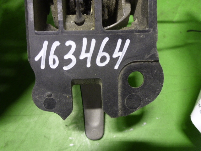 Ручка двери задней внутренняя левая