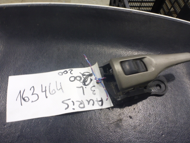 Ручка двери задней внутренняя левая