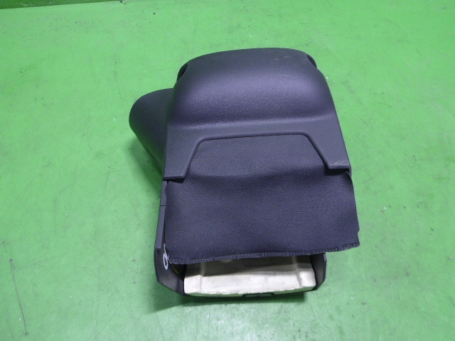 Кожух рулевой колонки