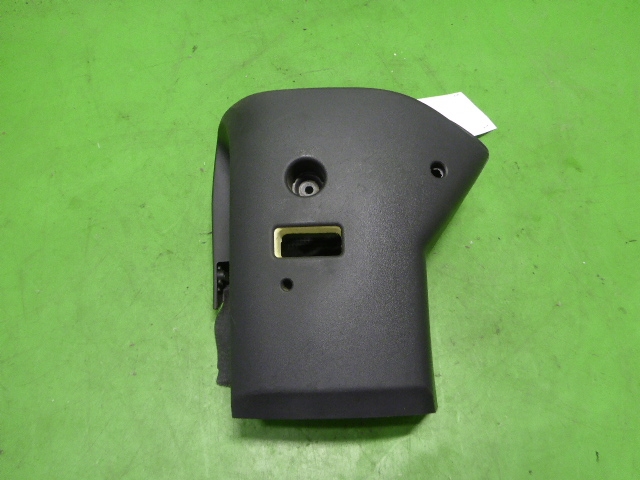 Кожух рулевой колонки