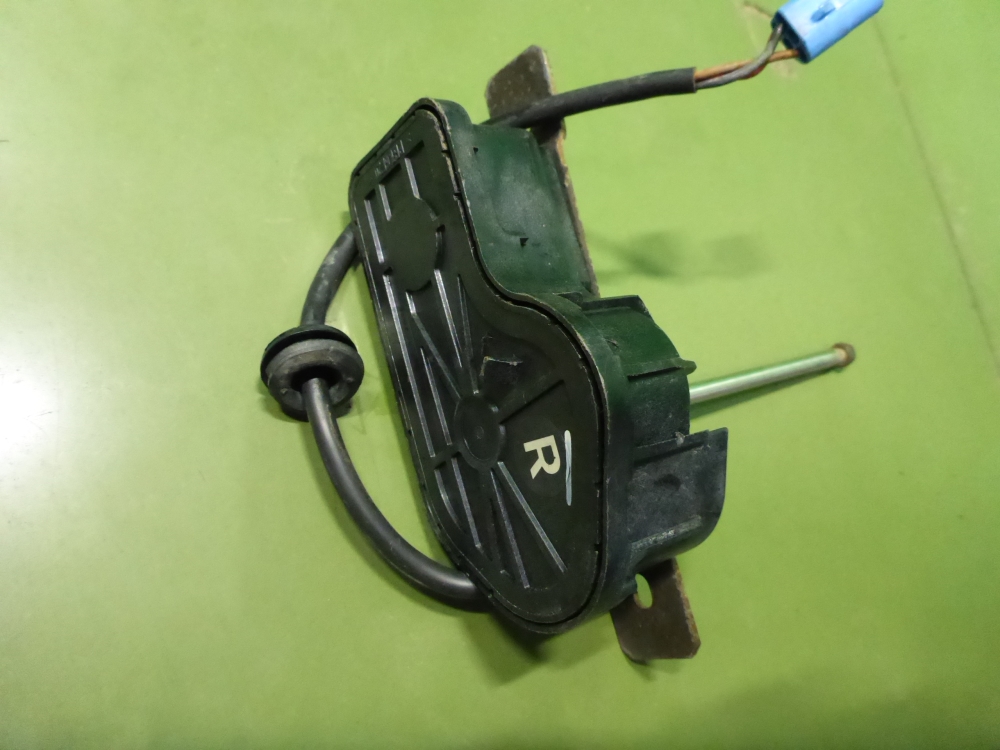 Насос омывателя фар