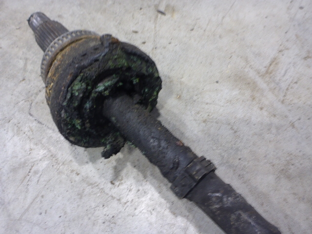 Полуось задняя правая