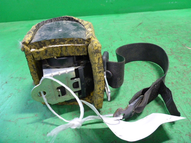 Ремень безопасности