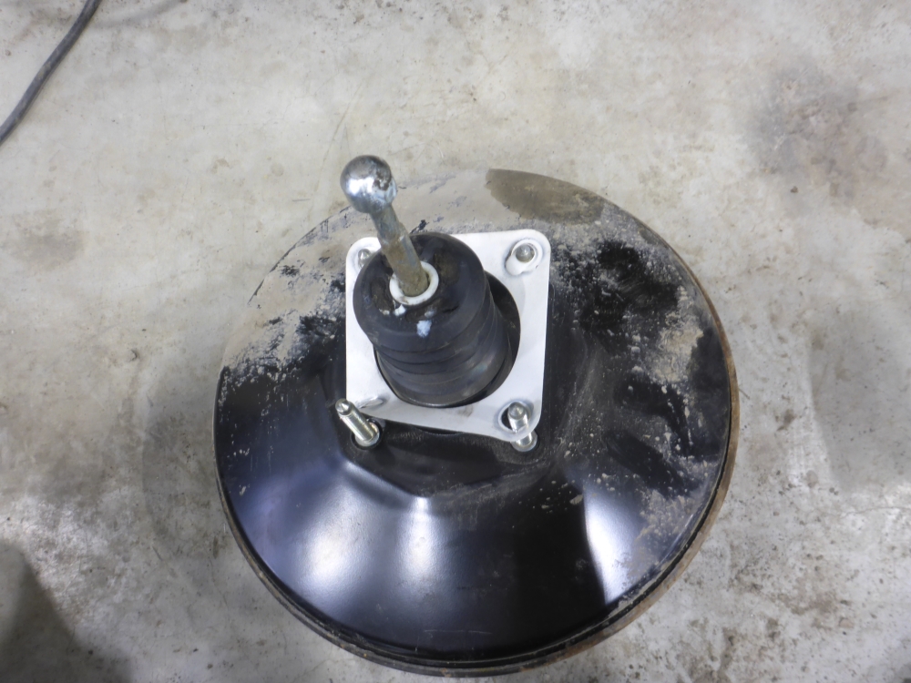 Усилитель тормозов вакуумный