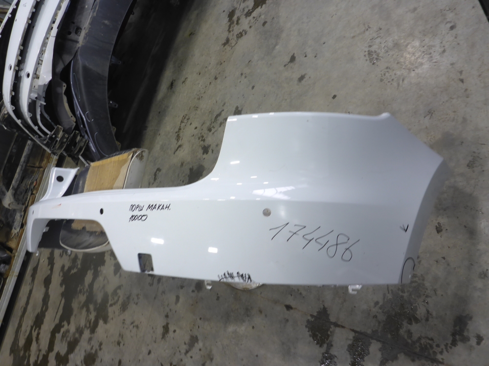 Бампер задний