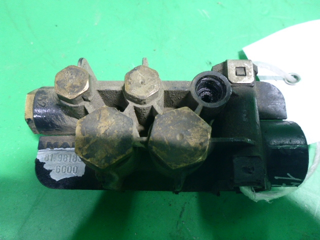 Регулятор давления тормозной системы