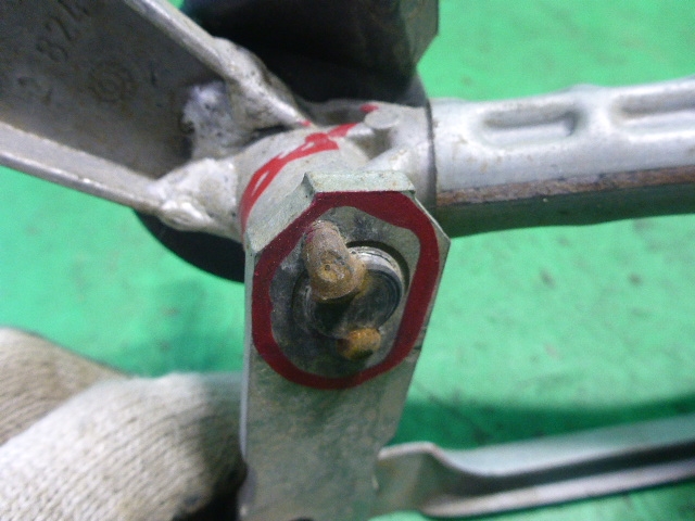 Трапеция стеклоочистителей