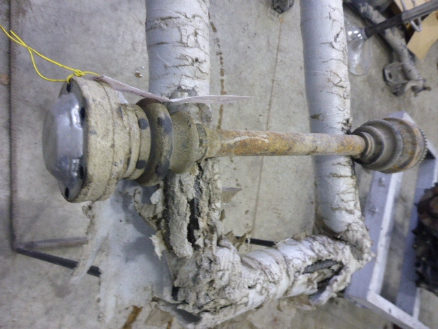 Полуось задняя левая